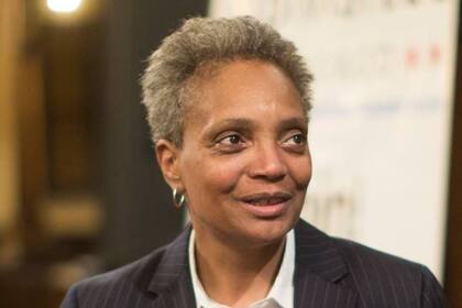 La alcaldesa de Chicago Lori Lightfoot rechazó toda insinuación de que se deberían enviar policías federales a la ciudad