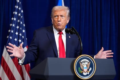 Trump abandona plan de enviar a la Guardia Nacional a Chicago, Los Ángeles y Portland, por ahora