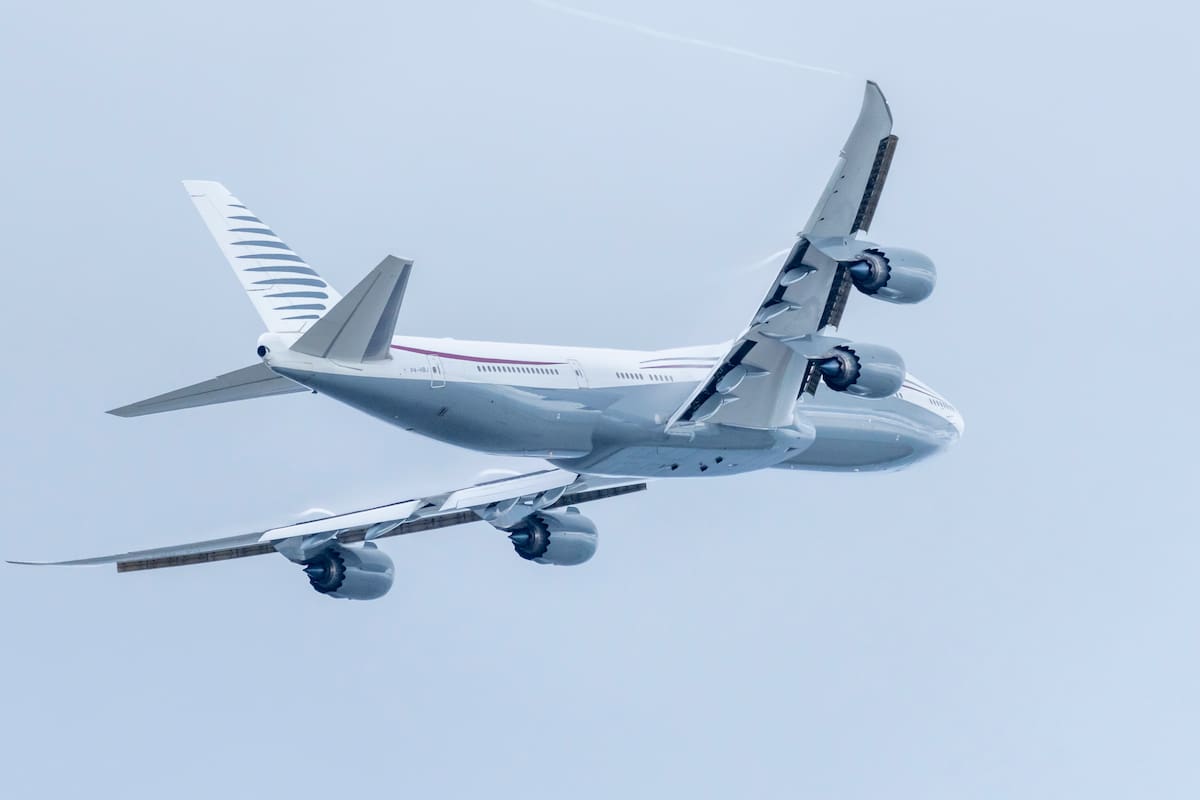 Trump aceptaría un avión de la familia real de Qatar para posible uso como Air Force One