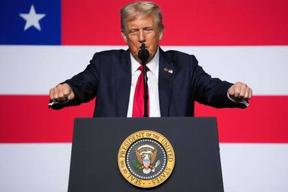 Trump advirtió sus planes de enviar a la Guardia Nacional a Portland para restaurar la seguridad