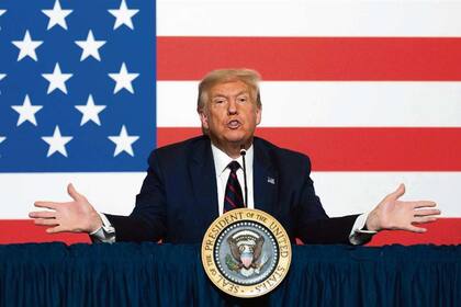 Trump, ayer, en un evento de donación de plasma por el coronavirus, en Washington,245x151mm