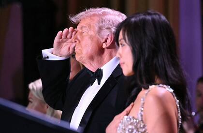 Trump desafía a Irán a negociar mientras su canciller viaja a Moscú para reunirse con Putin