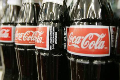 Trump dice que Coca-Cola usará azúcar de caña, pero consumidores prefieren refrescos sin endulzantes