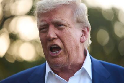 Trump dice que la tregua entre Israel e Irán está "en vigencia" y cazas israelíes dejarán de atacar