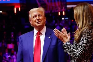Trump en el mitin de Nueva York junto a su esposa