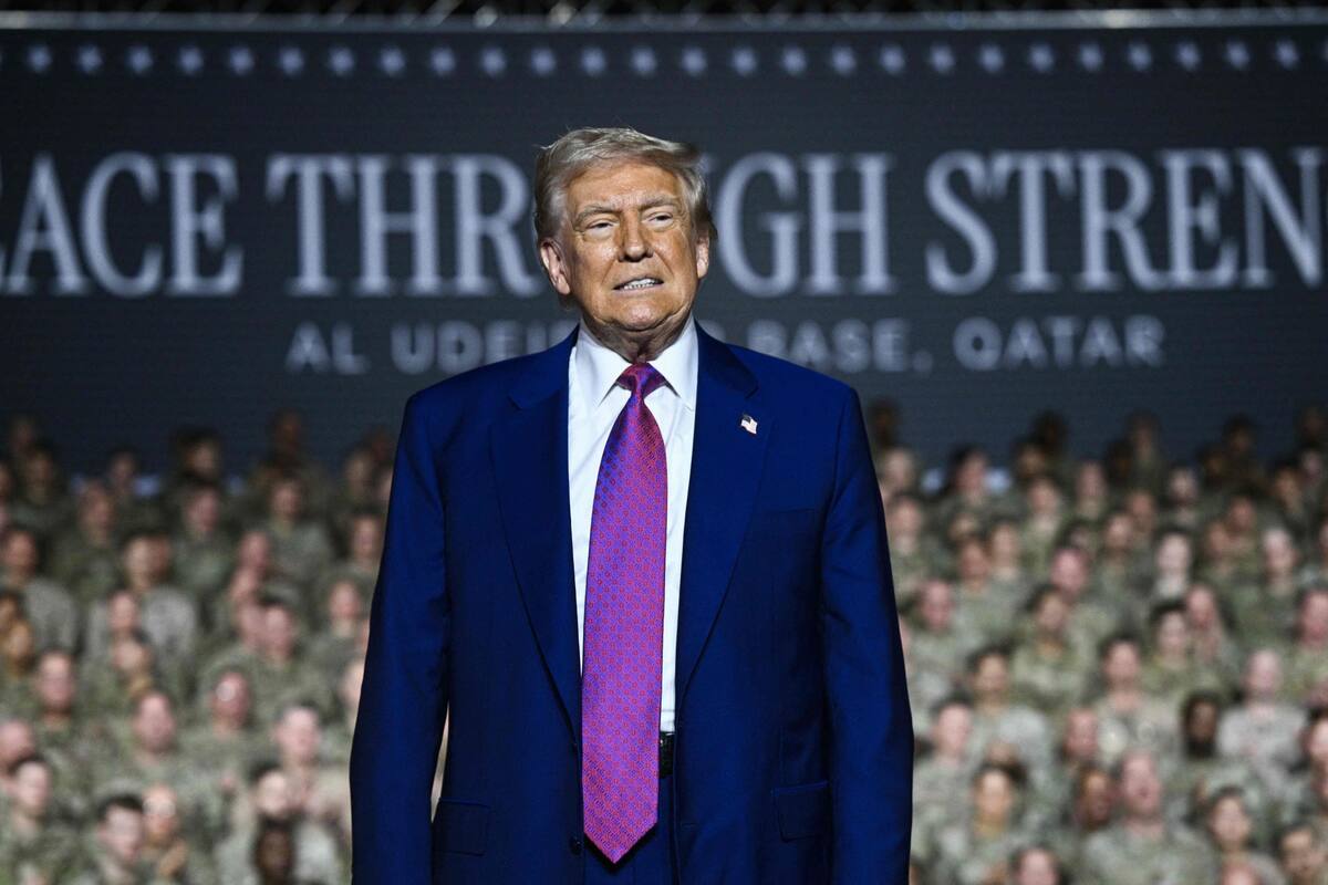 Trump en mayo pasado en Qatar, en la base aérea de Al-Udeid, la mayor que tiene Estados Unidos en Medio Oriente