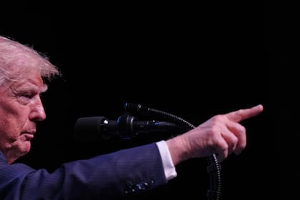 Trump endurece su postura y da por terminado el alto el fuego con Irán