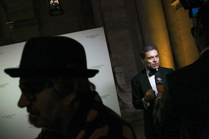 "Trump es como un emperador del siglo XVIII; quiere poner su nombre en todo, que le dediquen estatuas…", dice el especialista