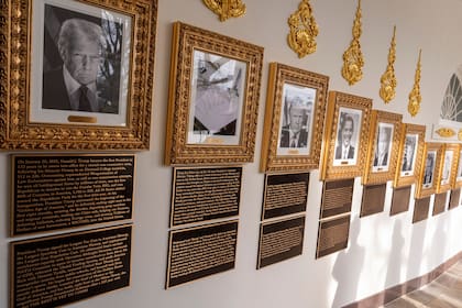 Trump escribe textos partidistas sobre sus predecesores en el "Paseo de la Fama Presidencial"