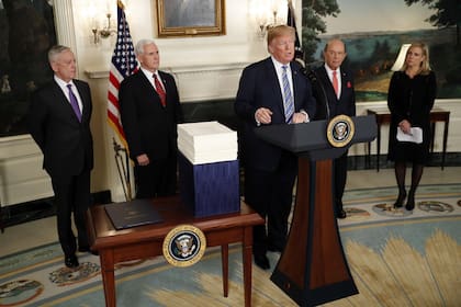 Trump firmó ayer en la Casa Blanca la ley de presupuesto que evitó el cierre del gobierno federal