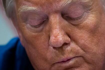 Trump generó una gran polémica por su elección del lugar y la fecha para su primer mitin tras los cierres por el coronavirus.