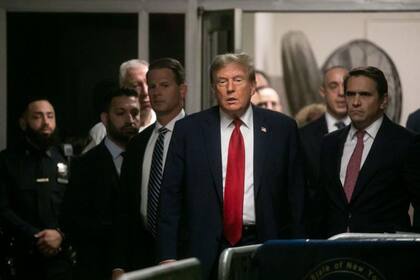 Trump hizo una delcaración a la prensa antes de ingresar al tribunal
