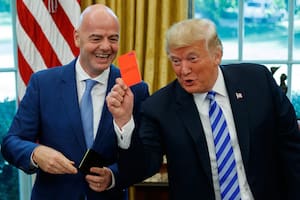 Trump, la FIFA y una pregunta que cobra más fuerza: ¿quién le puede sacar tarjeta roja a él?