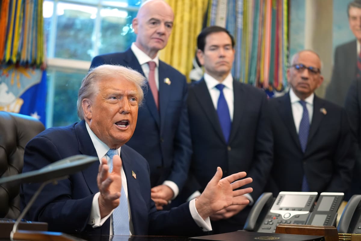 Trump plantea la posibilidad de iniciar negociaciones con Venezuela; no descarta una acción militar