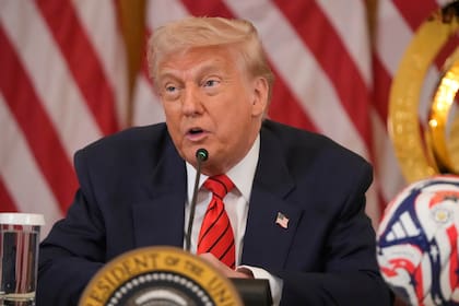 Trump prevé una gran inversión de EE. UU. en Rusia y restablecer el flujo de petróleo a Europa