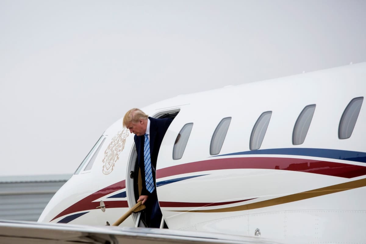 Trump recibirá un lujoso jet de Qatar y es cuestionado por los demócratas