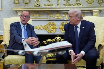 Trump se reúne con Merz en el Despacho Oval de la Casa Blanca