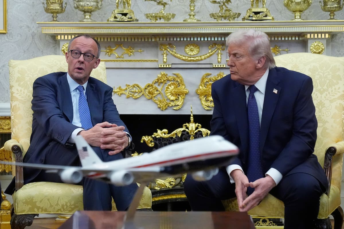 Trump sopesa reducir la presencia de soldados de EE. UU. en Alemania tras la disputa sobre la guerra