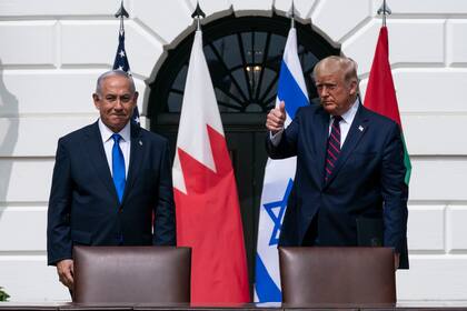 Trump sugiere que desplazados de Gaza sean reubicados permanentemente fuera del territorio palestino