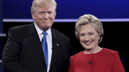 Hillary sacó casi tres millones de votos más que su rival republicano