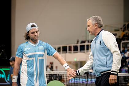 Trungelliti y Frana, durante la serie de Copa Davis en Corea del Sur
