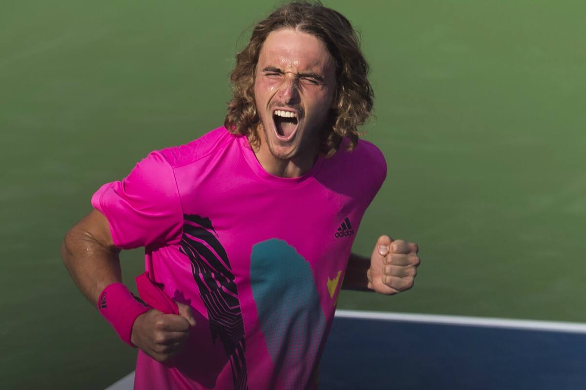 Tsitsipas festeja el triunfo sobre Anderson que lo llevó a la final del Masters 1000 de Canadá