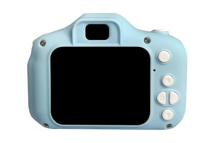 Regalo tech del día del niño | Tu primera cámara. La Click de PCBox permite sacar fotos y filmar. Es muy fácil de usar y su resolución de fotografía es de 3264 x 2448 pixeles, mientras que la de video es de 1920 x 1080. Disponible en rosa y celeste ($2100).