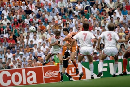 "Tu software te indica instintivamente qué hacer", dijo Van Basten