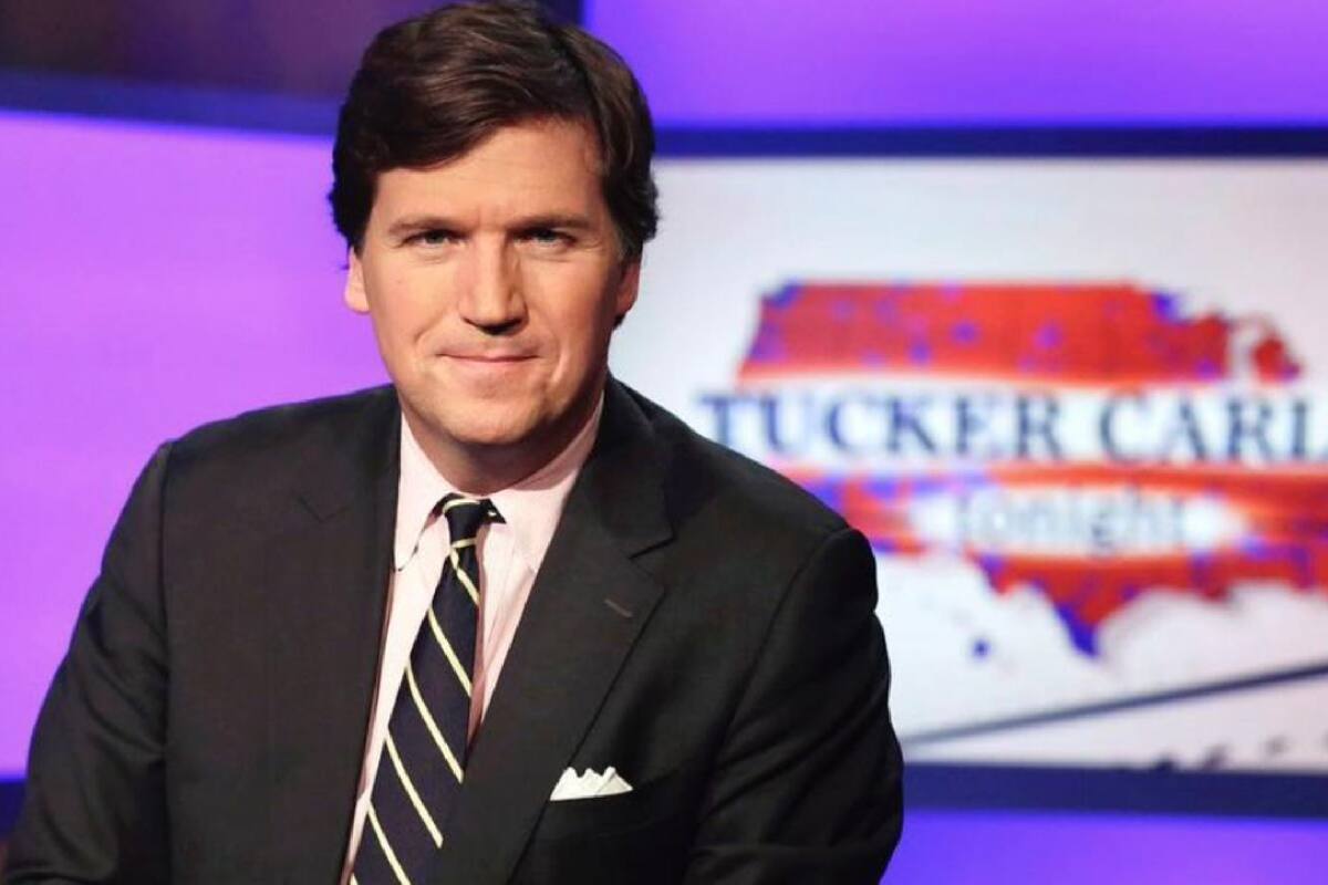 Tucker Carlson se va de Fox News
