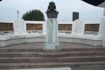 Tumba de Louis Chevrolet