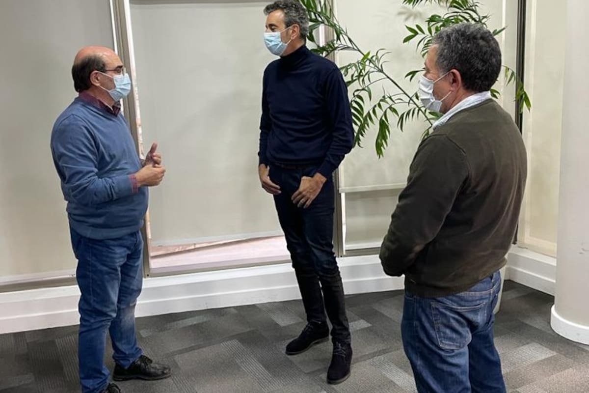 Tumini, Randazzo y Ceballos, anoche, en las oficinas del exministro, en Puerto Madero