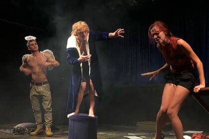 Tupac Larriera, Gastón Ares y Florencia Cappiello, en Génesis