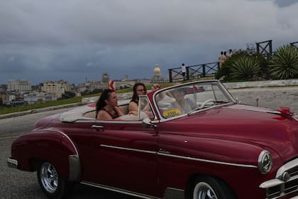 Turismo en Cuba se desploma sin el petróleo de Venezuela y con crecientes tensiones con EEUU