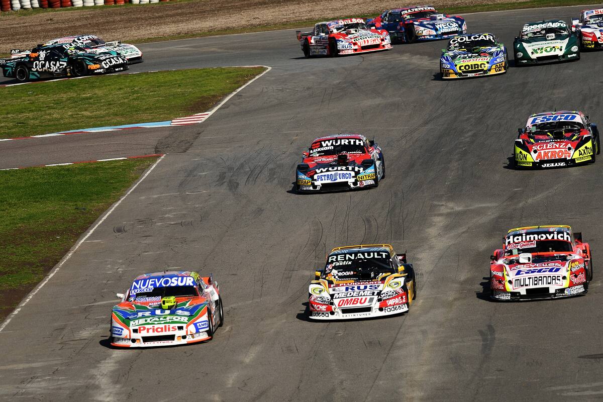 Turismos Carretera en el Autodromo de Buenos Aires
