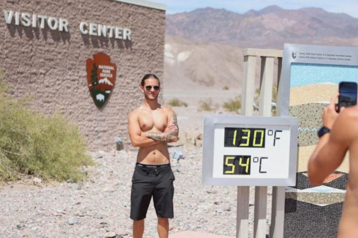 Turistas llegaron a El Valle de la Muerte con la expectativa de que se sobrepasara el récord histórico de calor