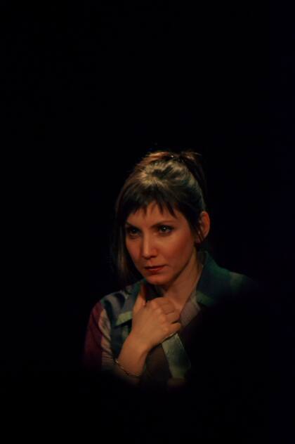 En Tus buenas chauchas, el personaje de Olga (Victoria Arrabaca) esperan un encuentro que nunca se concreta