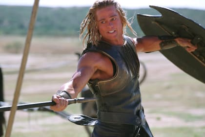 "Tuve que ponerme en forma. Cambié mi vida por completo", dijo Pitt sobre su participación en Troya (Foto: IMDb)