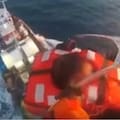 Un tripulante tuvo una emergencia cardíaca en altamar y lo rescataron de urgencia con un helicóptero