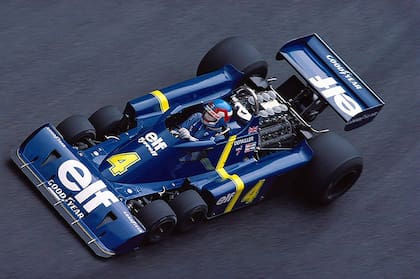 Hoy se cumplen 45 años de la presentación del Tyrrell P34 en el hotel Heathrow Hilton, de Londres; el estreno recién se produjo el 2 de mayo de 1976 en el Gran Premio de España