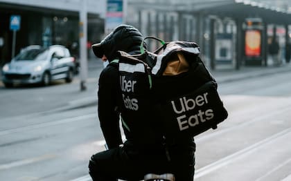 Uber asegura que el 100% de las propinas van al repartidor
