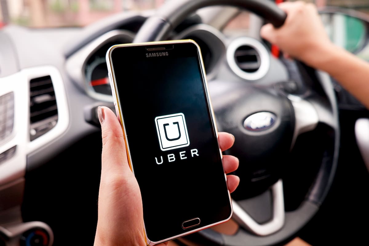 Uber empezó a cobrar el 25% de comisión a sus choferes que, además, tendrán que pagar la deuda por todos los viajes en los que no abonaron este porcentaje. Desde la empresa decidieron condonar, en muchos casos, hasta el 90% de la deuda