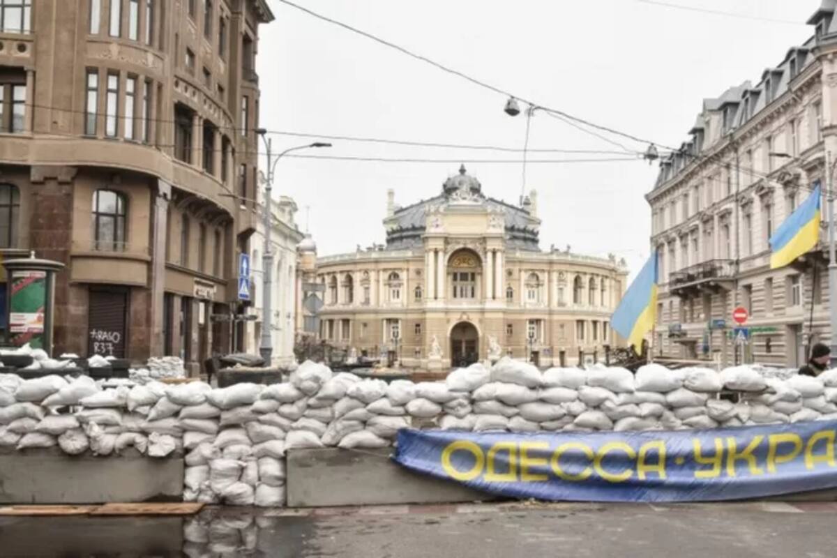 Ubicada en el suroeste del país, en la costa noroeste del Mar Negro, esta ciudad tiene más de un millón de habitantes