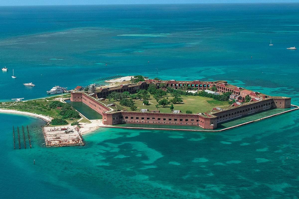 Ubicado en el Parque Nacional Dry Tortugas, este fuerte es hoy un sitio turístico