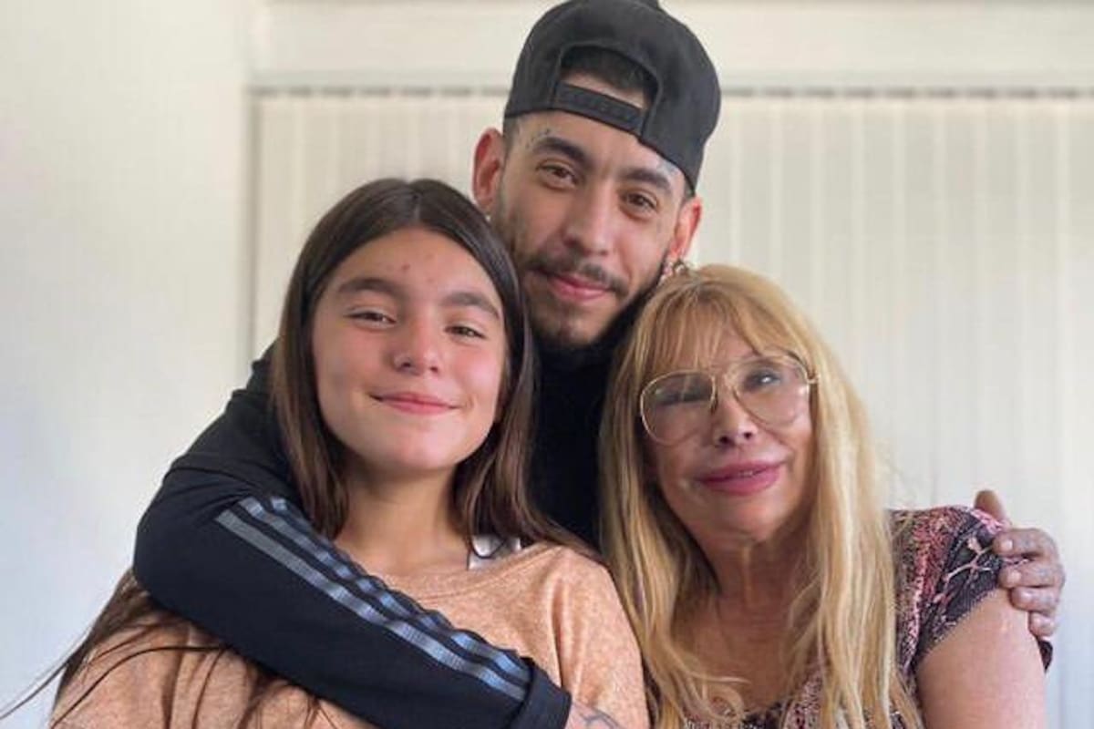 Ulises Bueno contó que su mamá, Betty Olave, sufrió una caída y se quebró la cadera