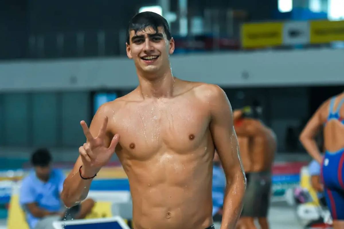 Ulises Cazau es campeón sudamericano juvenil en natación y necesita autofinanciarse para llegar a un importante torneo en Australia