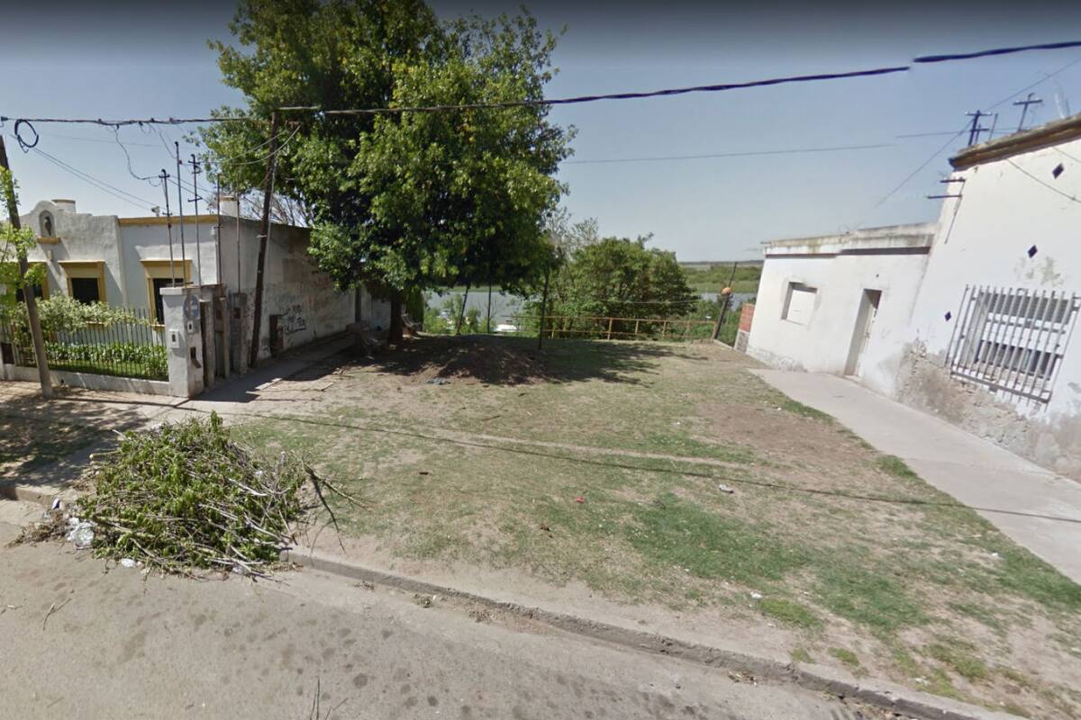 Un alud de tierra sepultó una casa