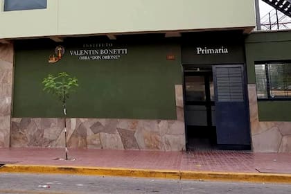 Un alumno de 15 años murió al descompensarse mientras participaba de una clase de educación física en el instituto Padre Valentín Bonetti, en Godoy Cruz, Mendoza