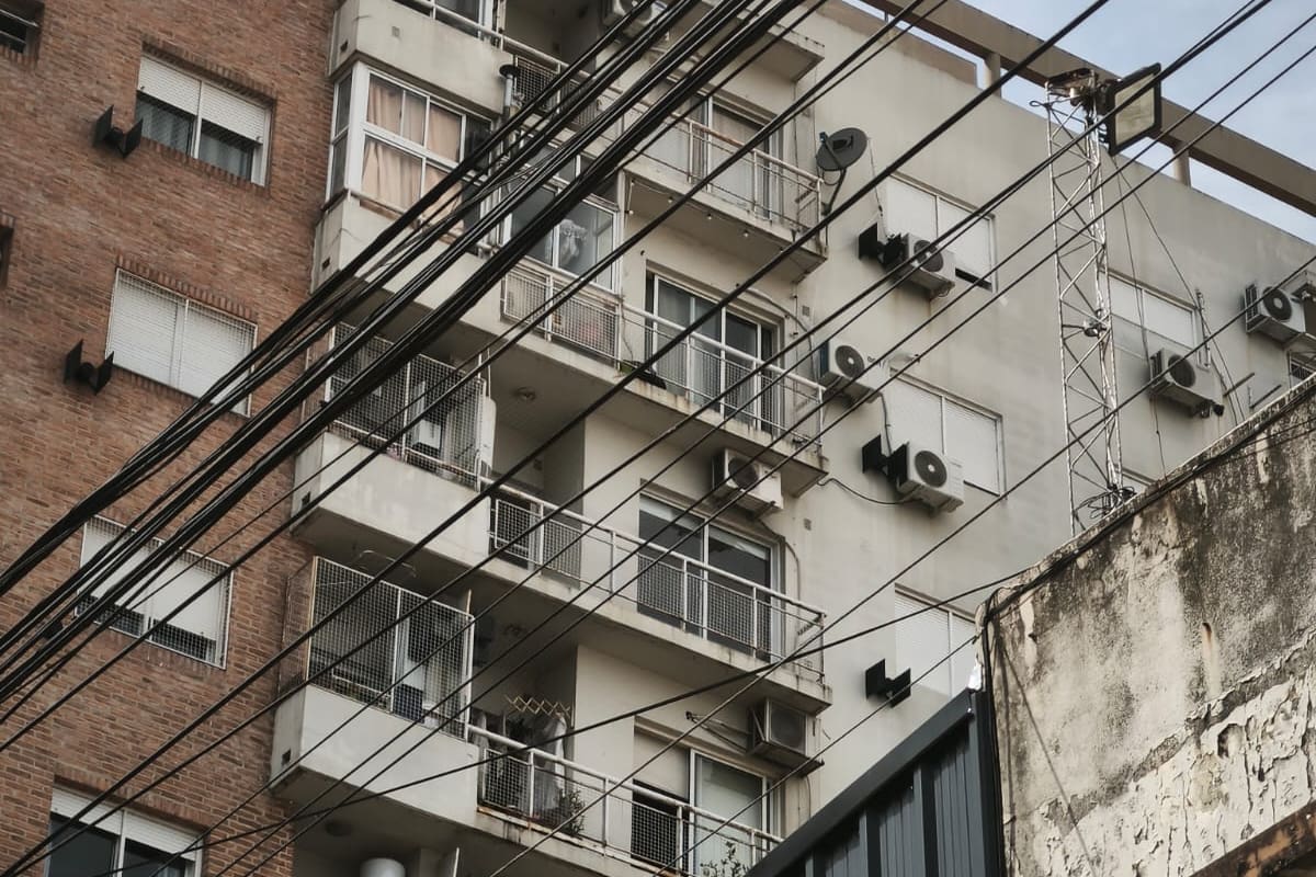 Un amplio operativo de rescate se desplegó este martes en el barrio porteño de Caballito