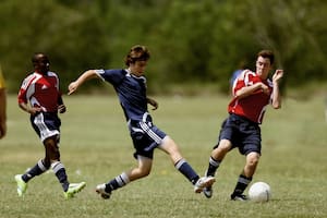 Un arqueólogo deportivo afirmó que el fútbol proviene de Escocia y no de Inglaterra