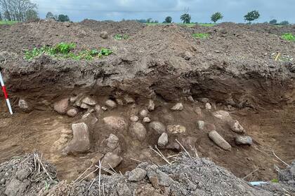 Un arqueólogo descubrió una tumba de 4000 años de antigüedad en Dinamarca